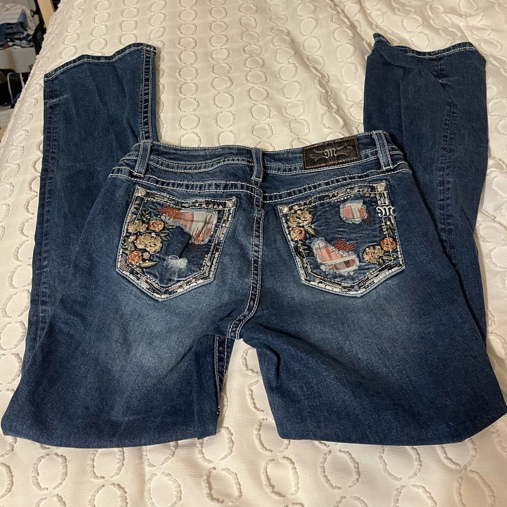 Miss me jeans - size 31 - floral embroidered